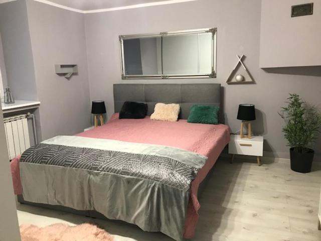 Apartament Marlenka Nysa Eksteriør billede