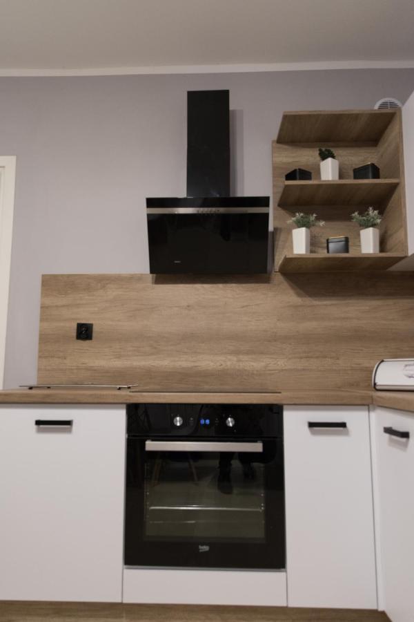 Apartament Marlenka Nysa Eksteriør billede