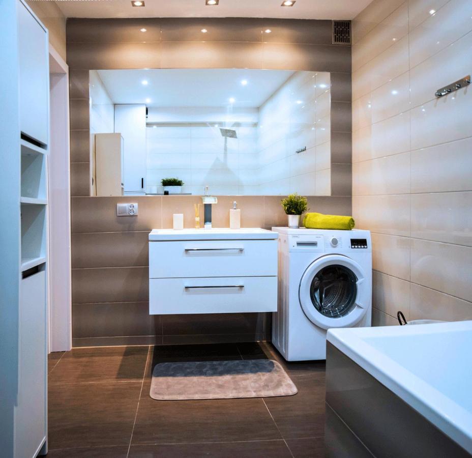 Apartament Marlenka Nysa Eksteriør billede