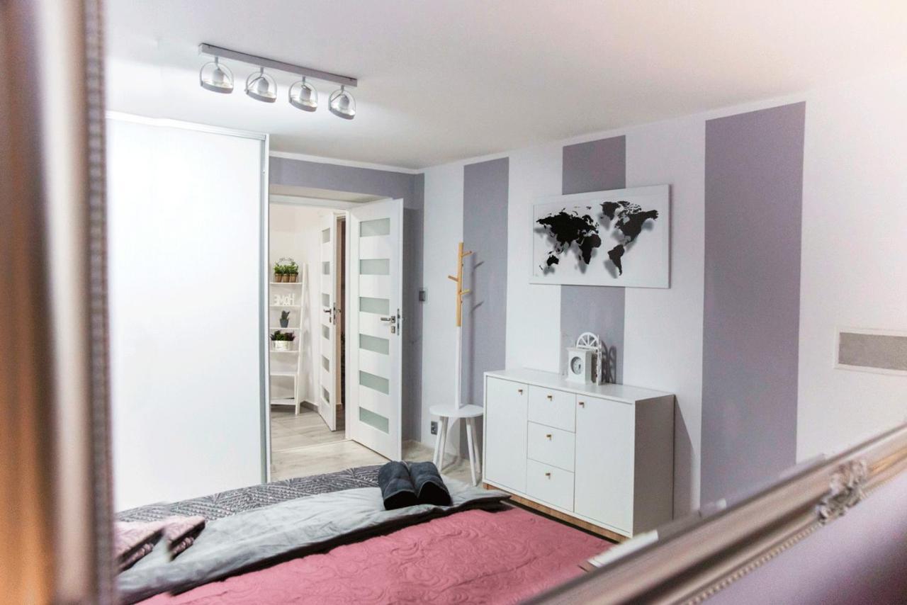 Apartament Marlenka Nysa Eksteriør billede
